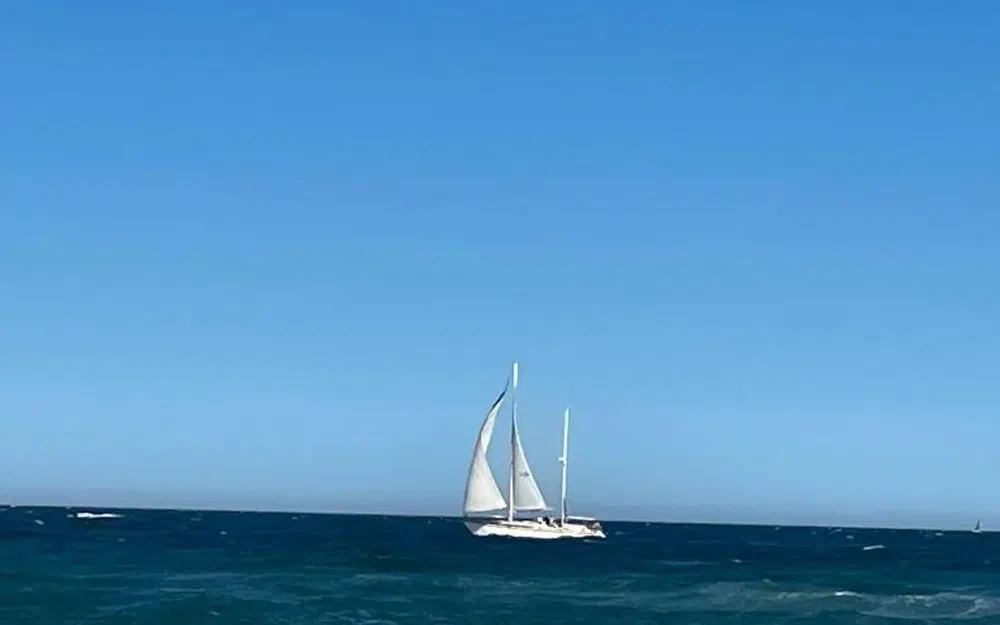 slider 1 Amel Super Maramu