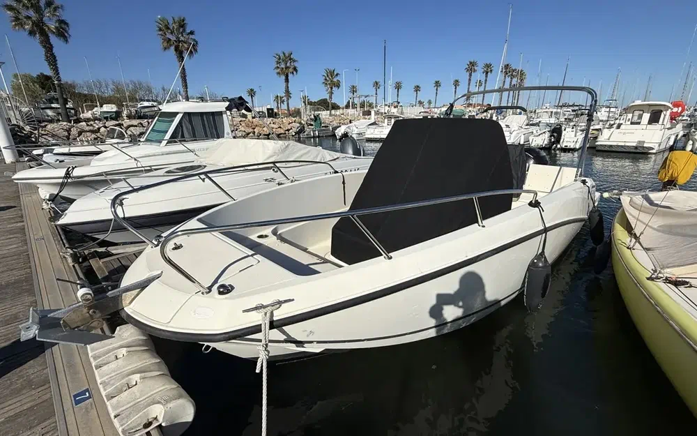 slider 8 Quicksilver Activ 675 Open