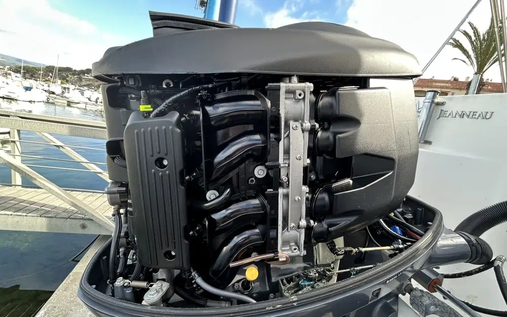slider 6 Jeanneau Cap Camarat 625 WA