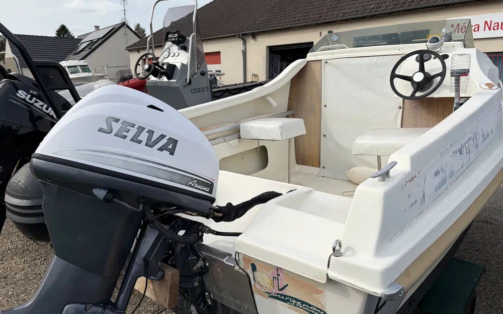 slider 0 Ultramar Mazuir 450