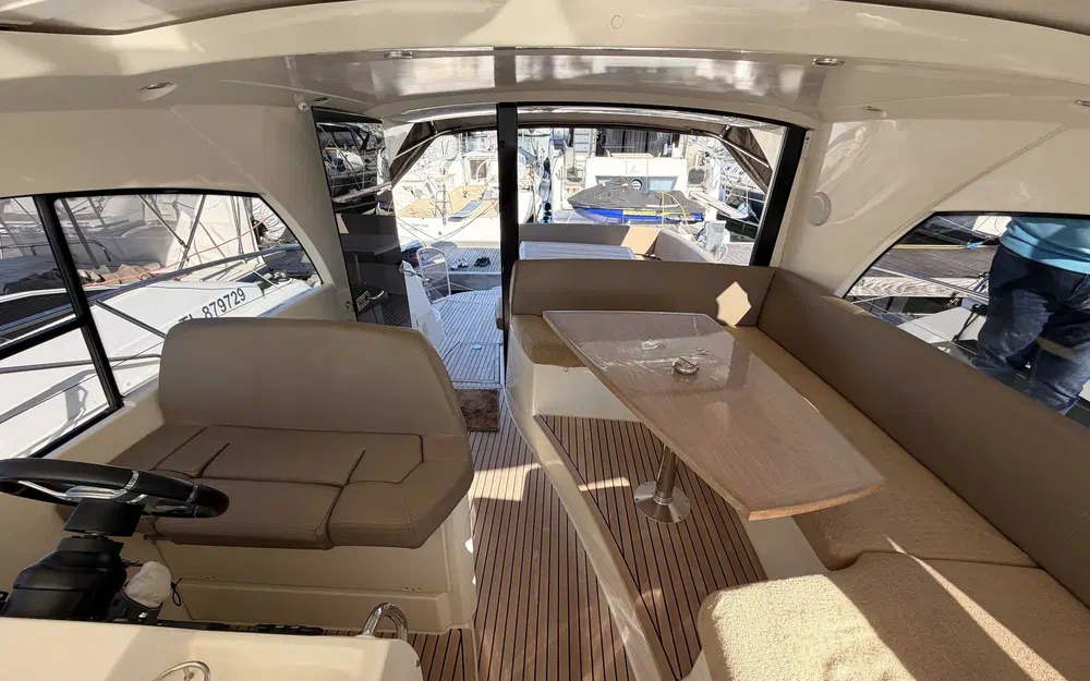 slider 16 Jeanneau Prestige 440 S