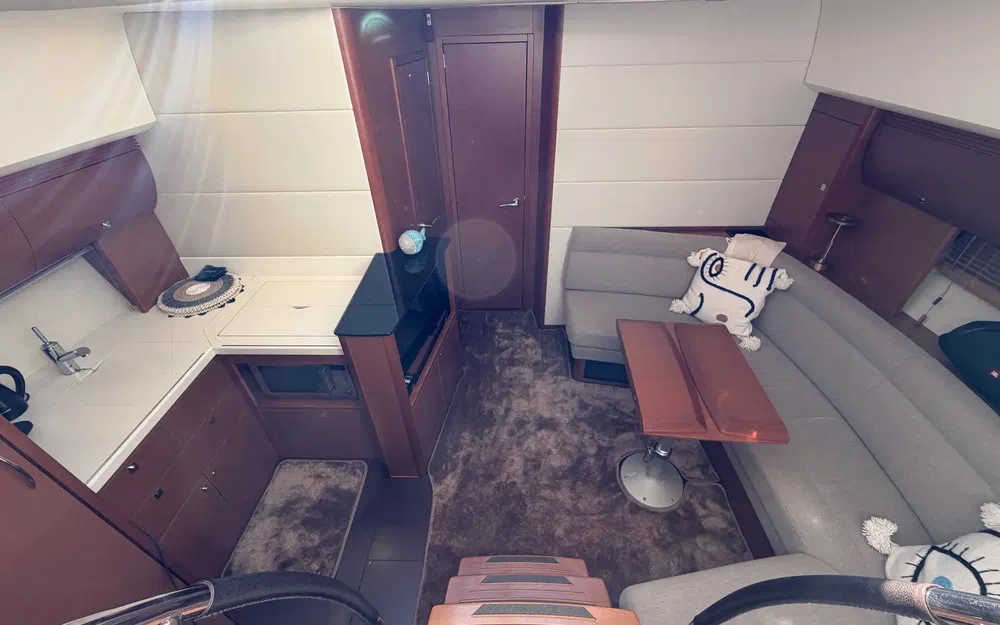 slider 17 Jeanneau Prestige 440 S