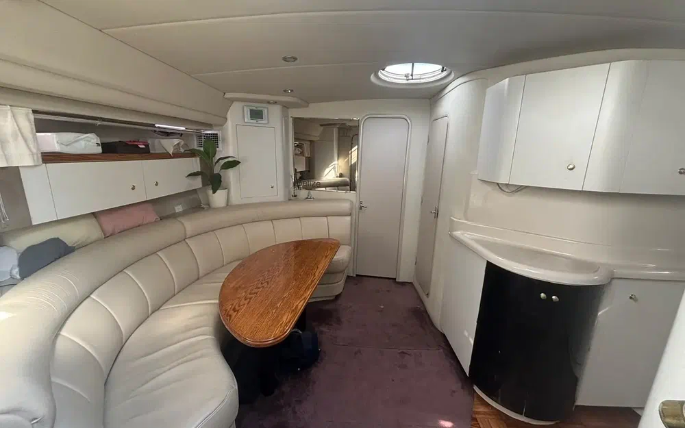 slider 16 Cruisers Yachts 4270 Esprit