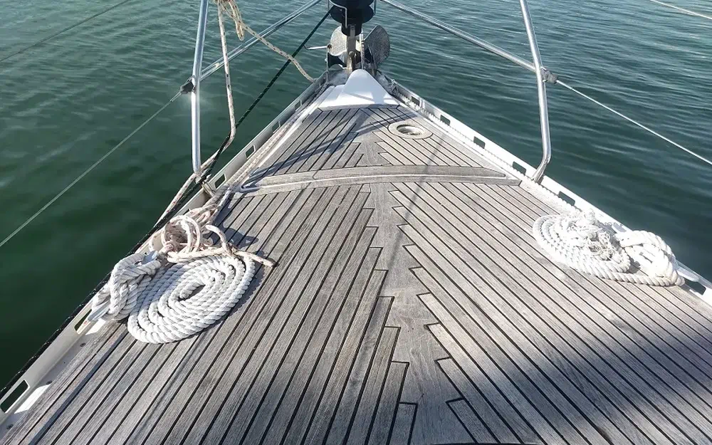 slider 9 Dufour 38 Classic