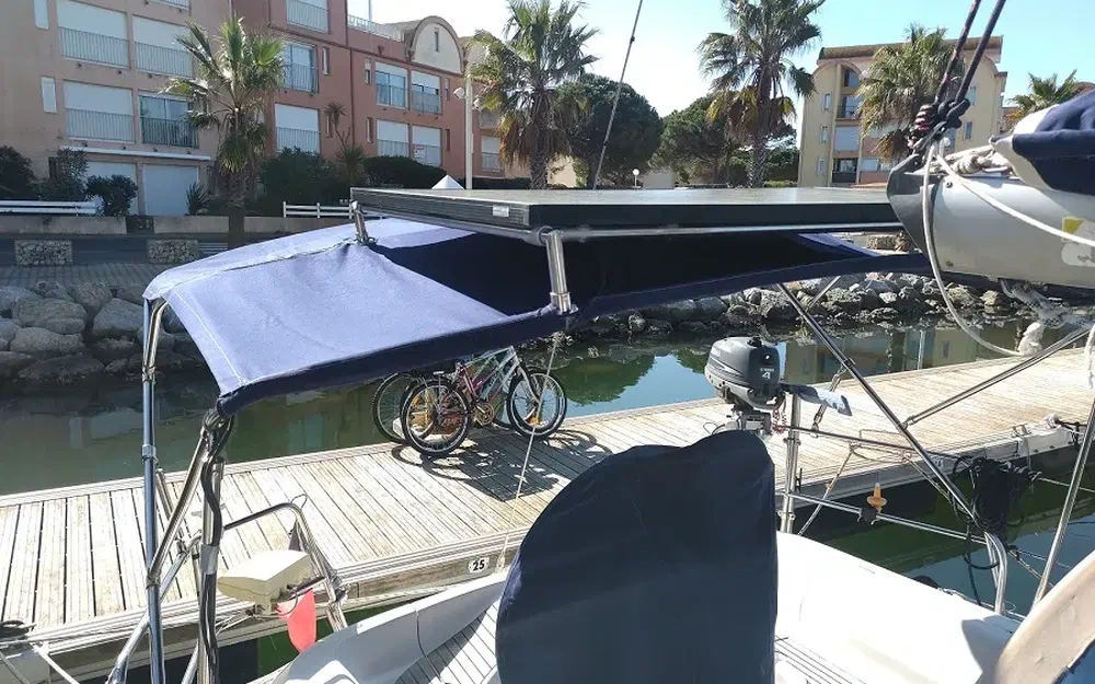 slider 18 Dufour 38 Classic