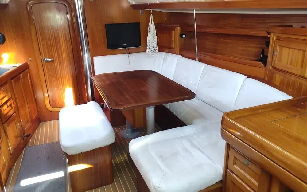 slider 25 Dufour 38 Classic