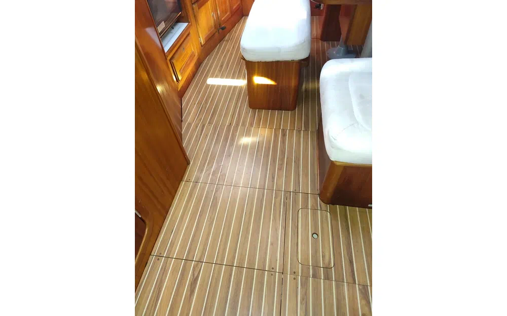 slider 27 Dufour 38 Classic