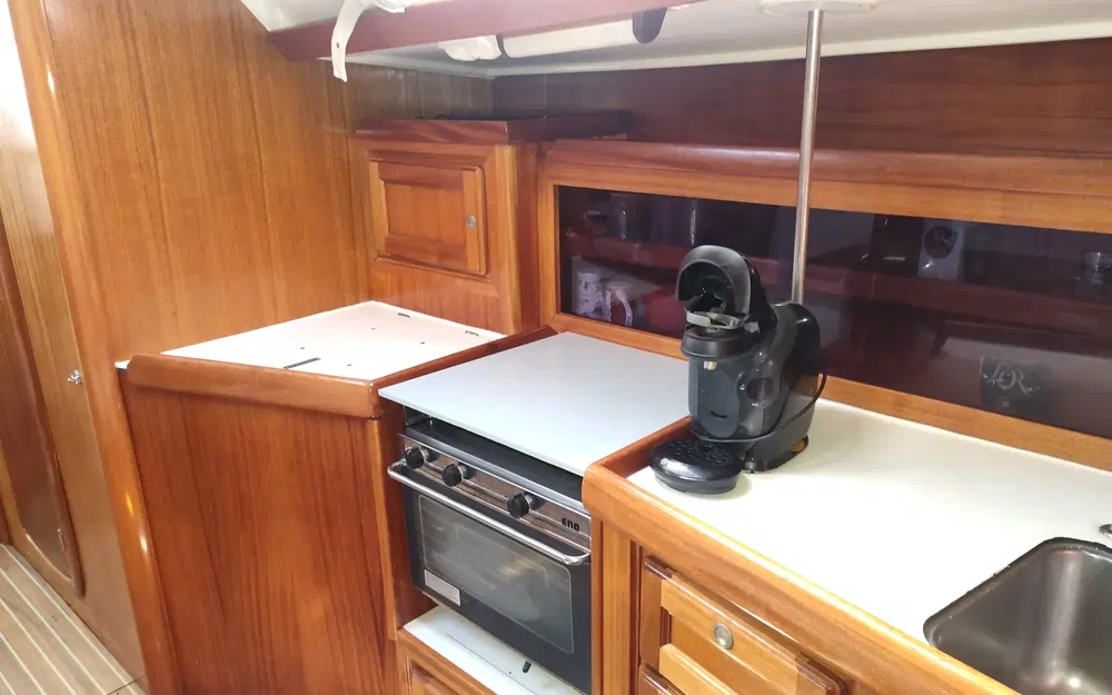 slider 31 Dufour 38 Classic