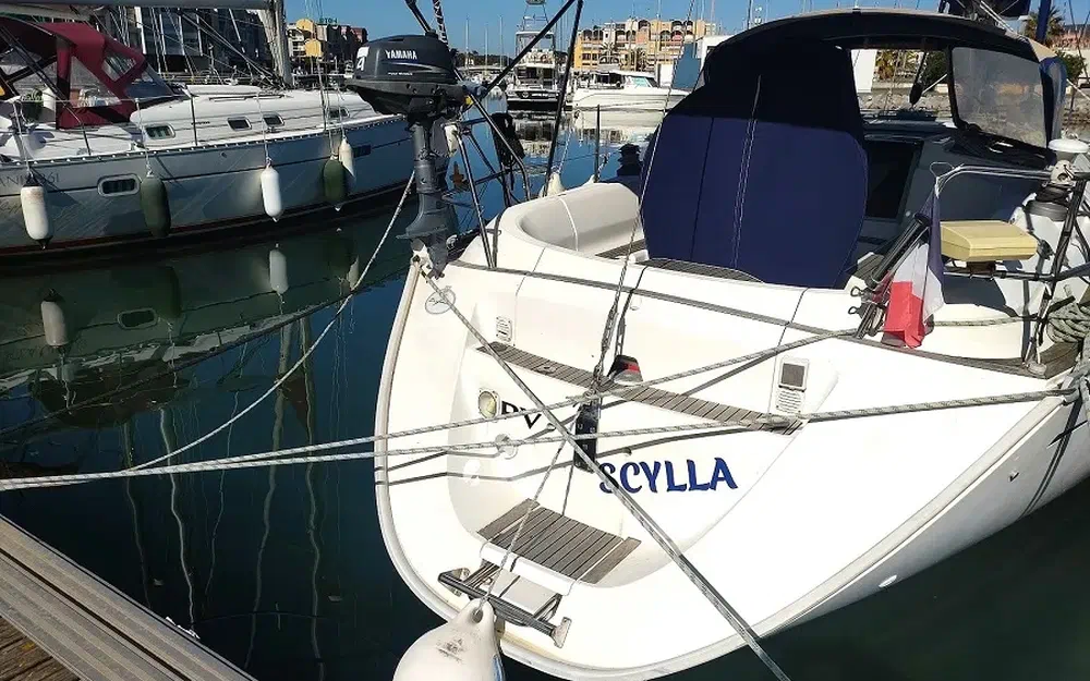 slider 2 Dufour 38 Classic