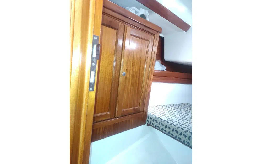 slider 39 Dufour 38 Classic