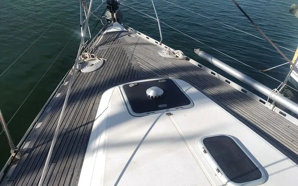 slider 7 Dufour 38 Classic