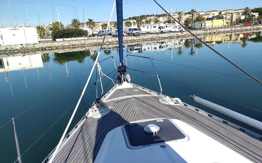 slider 8 Dufour 38 Classic