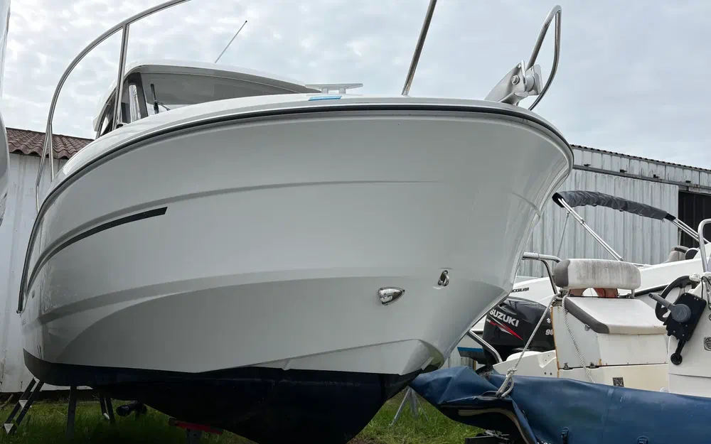 slider 4 Beneteau Antares 6 OB