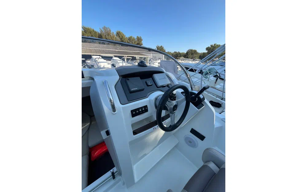 slider 13 Jeanneau Cap Camarat 6.5 WA Serie 2