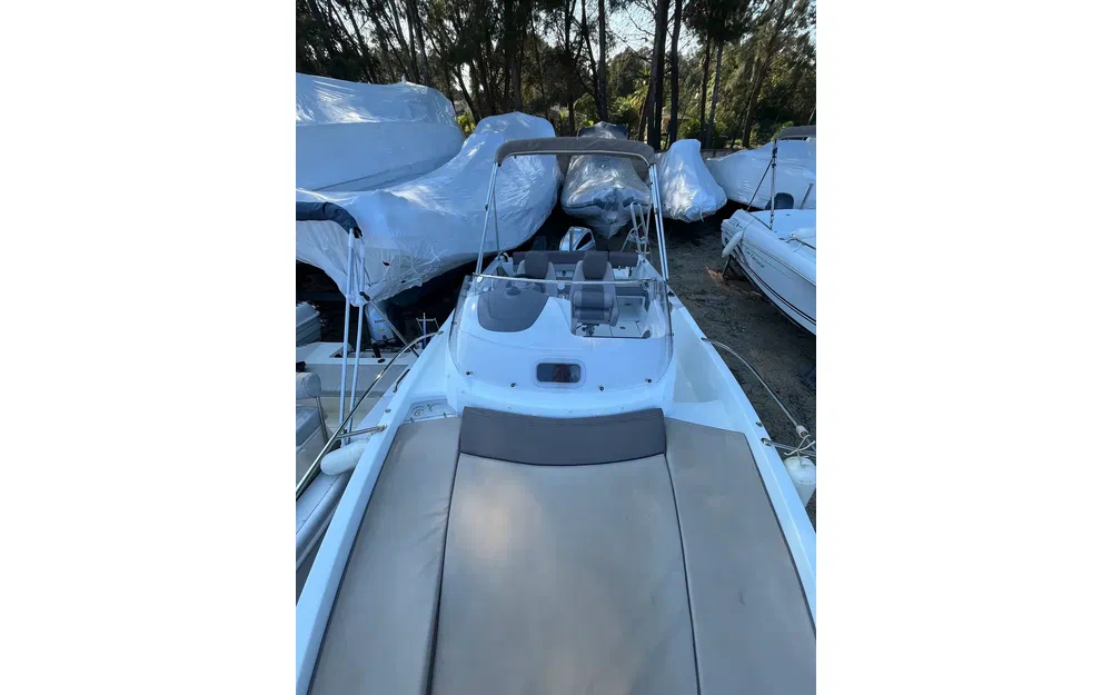 slider 9 Jeanneau Cap Camarat 6.5 WA Serie 2