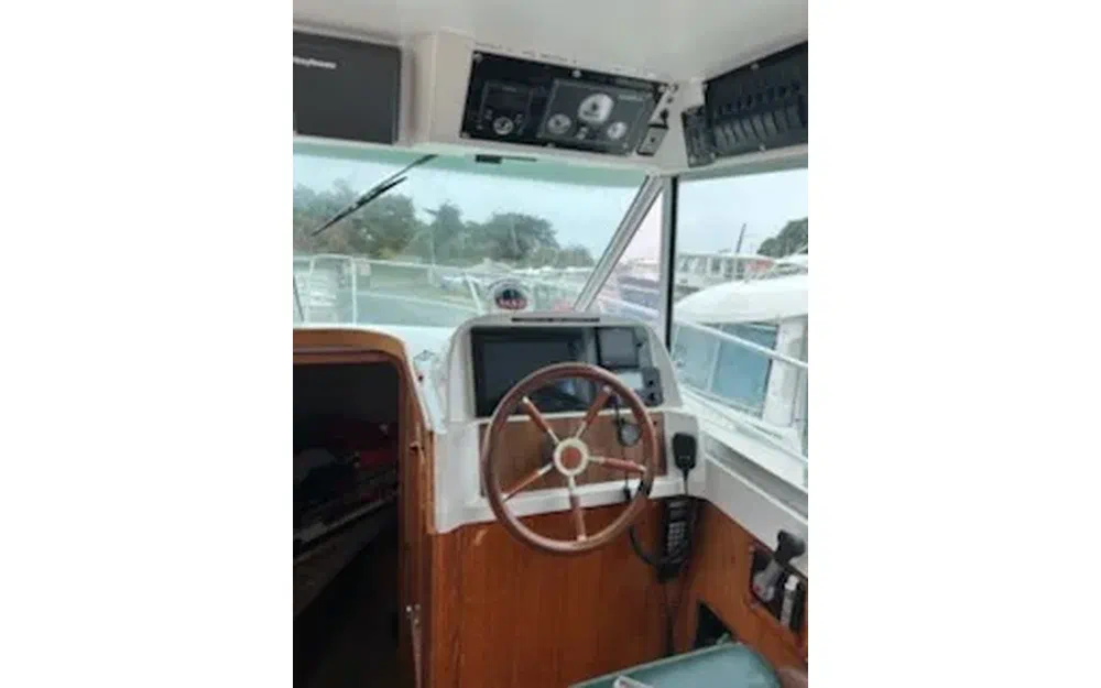 slider 3 Jeanneau Merry Fisher 800 Fly