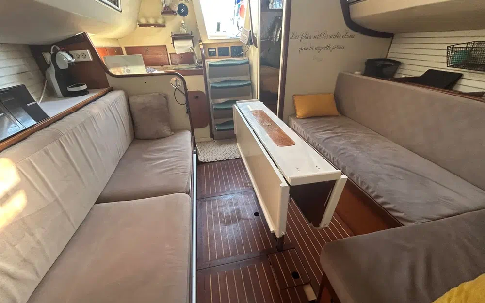 slider 9 Beneteau First 30 E