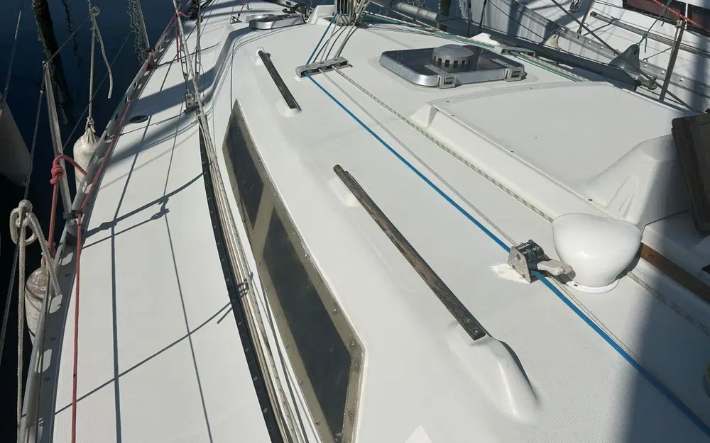 slider 15 Beneteau First 30 E