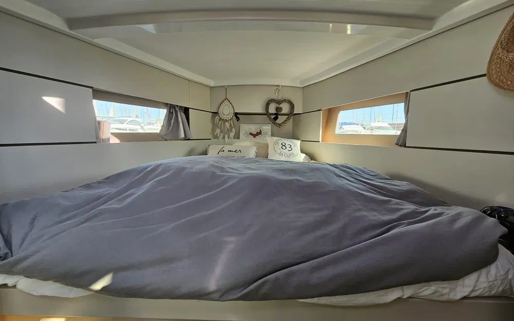 slider 13 Beneteau Oceanis 38.1