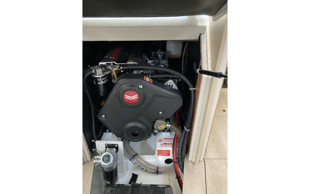 slider 16 Beneteau Oceanis 38.1