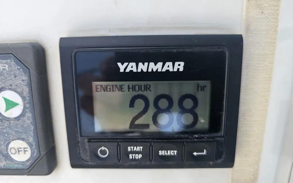 slider 18 Beneteau Oceanis 38.1