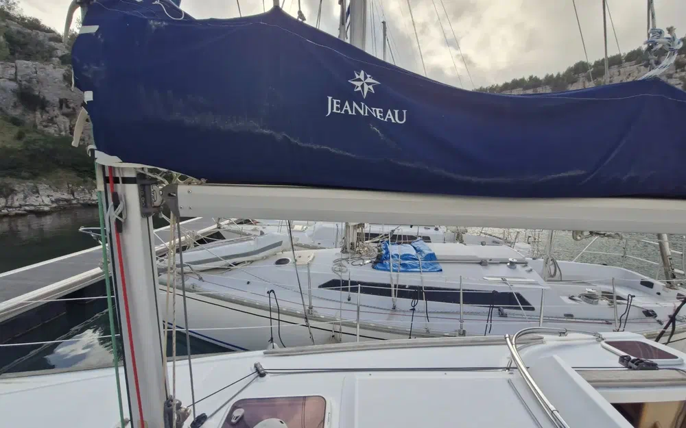 slider 16 Jeanneau Sun Odyssey 30 i