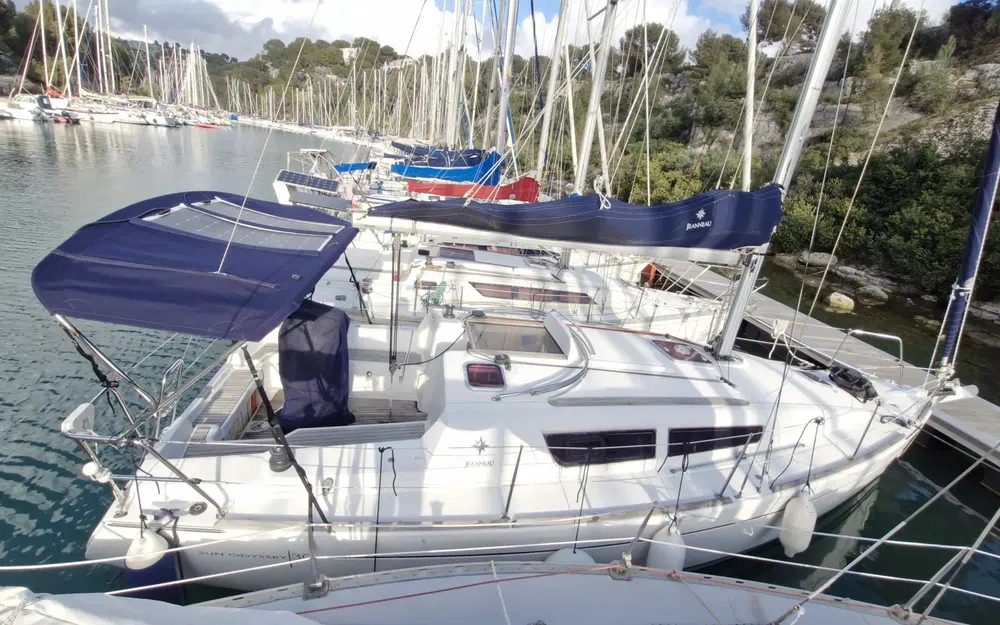 slider 1 Jeanneau Sun Odyssey 30 i