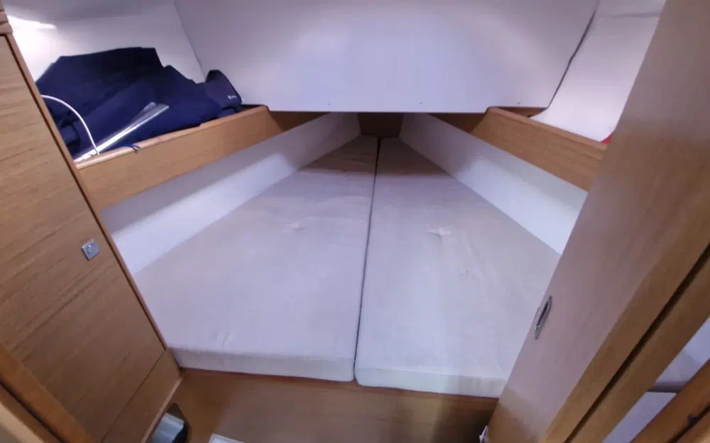 slider 4 Jeanneau Sun Odyssey 30 i