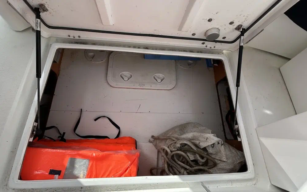 slider 6 Jeanneau Merry Fisher 855