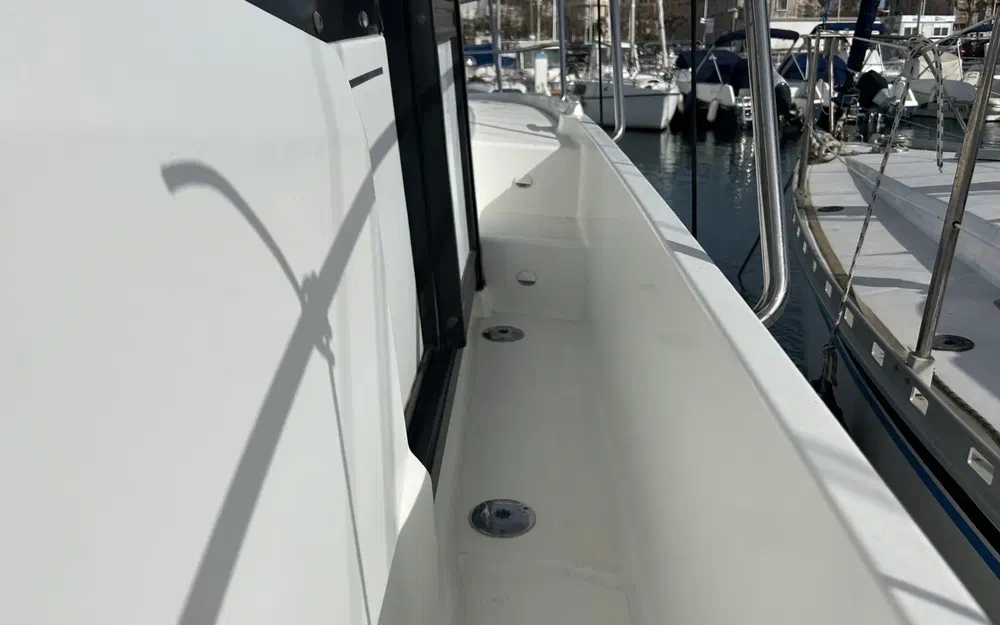 slider 7 Jeanneau Merry Fisher 855