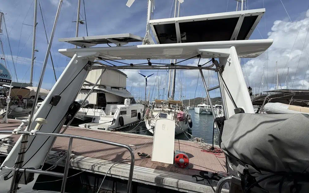 slider 11 Alubat Ovni 39