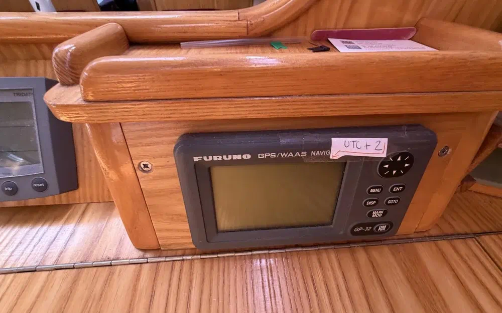 slider 19 Alubat Ovni 39