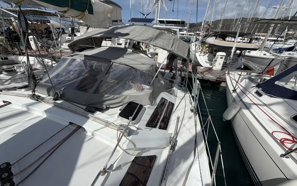 slider 8 Alubat Ovni 39