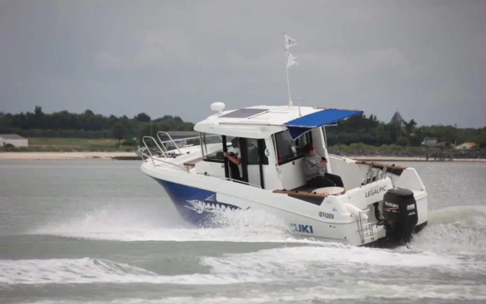 slider 3 Beneteau Barracuda 7