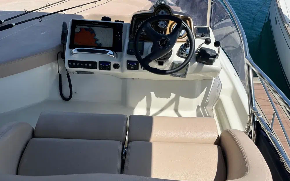 slider 18 Cranchi Atlantique 43 Fly