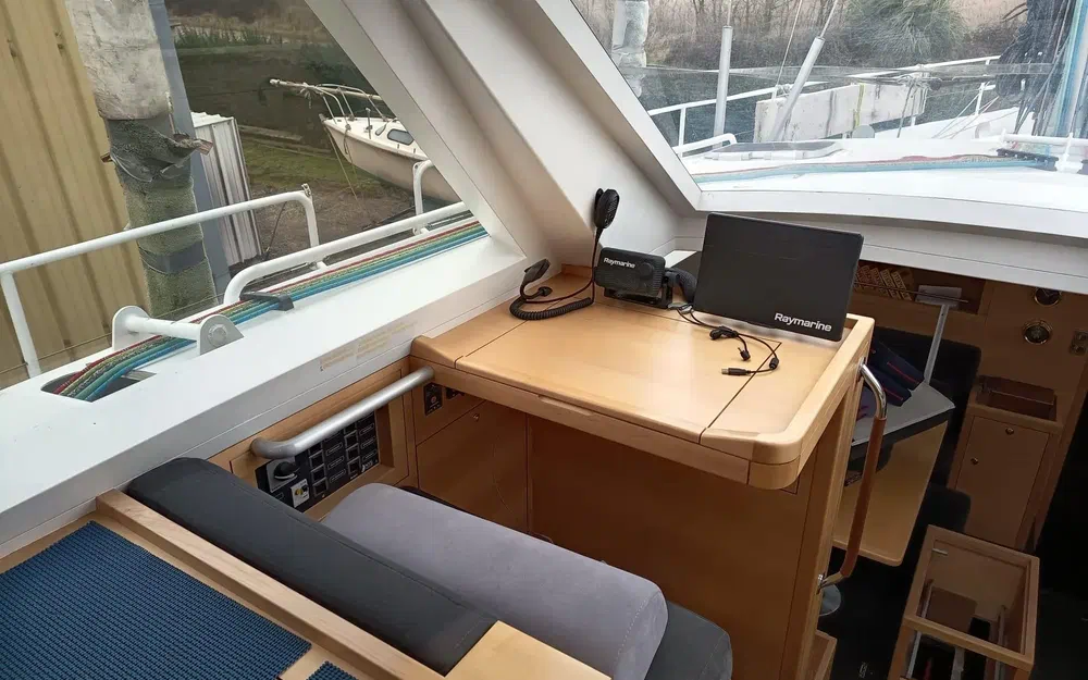 slider 9 Normandie Yacht Service DG 52