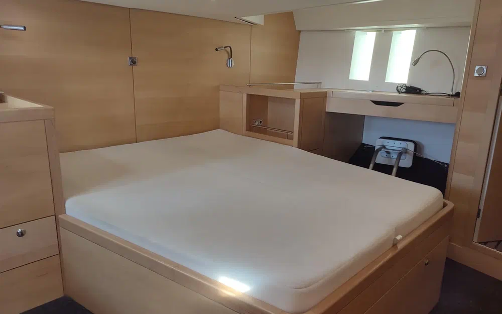 slider 17 Normandie Yacht Service DG 52