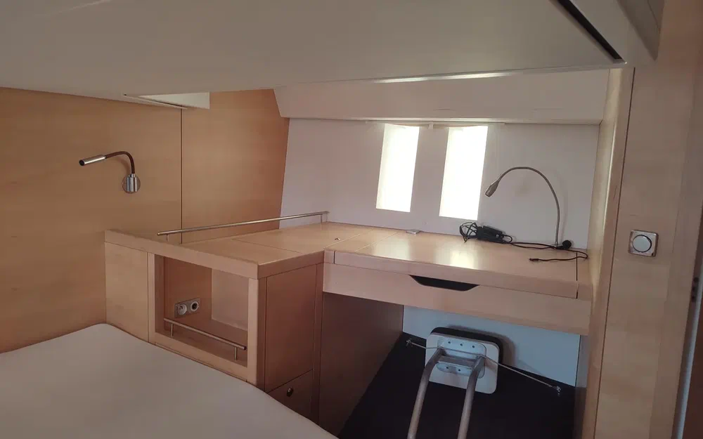 slider 18 Normandie Yacht Service DG 52