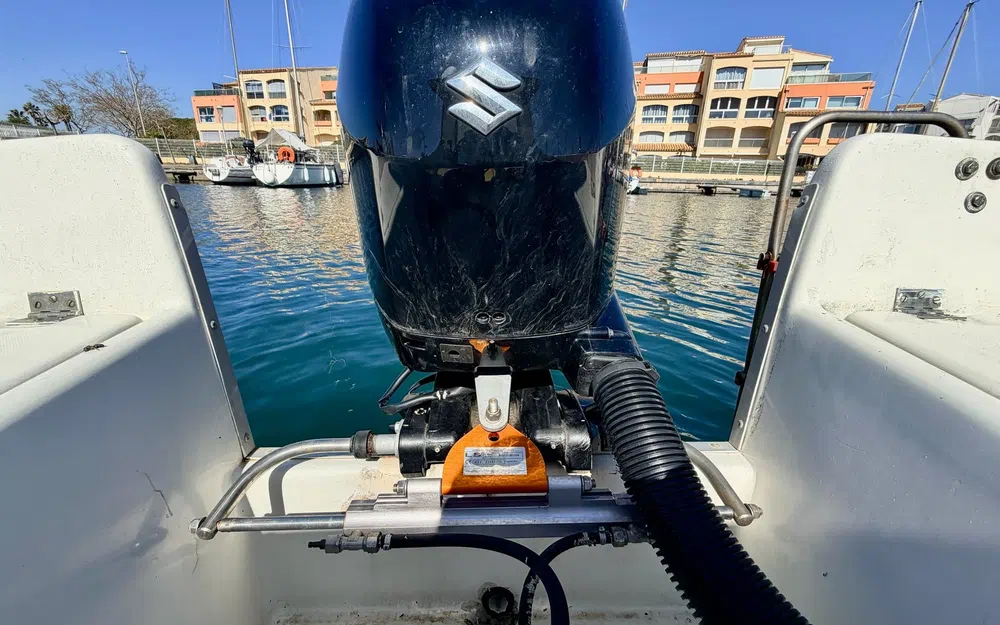 slider 3 Ultramar Ultra 535