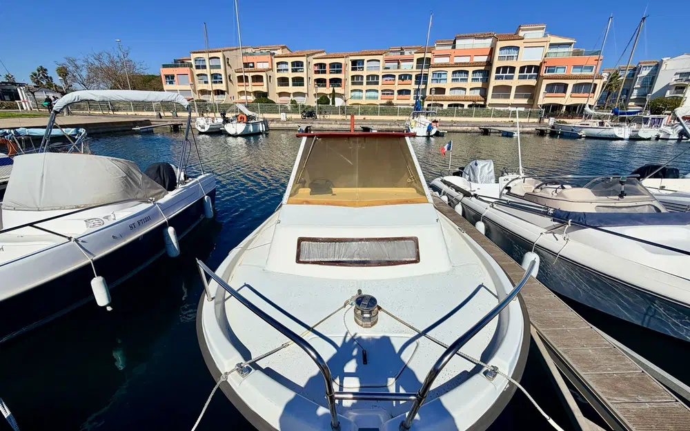 slider 1 Ultramar Ultra 535