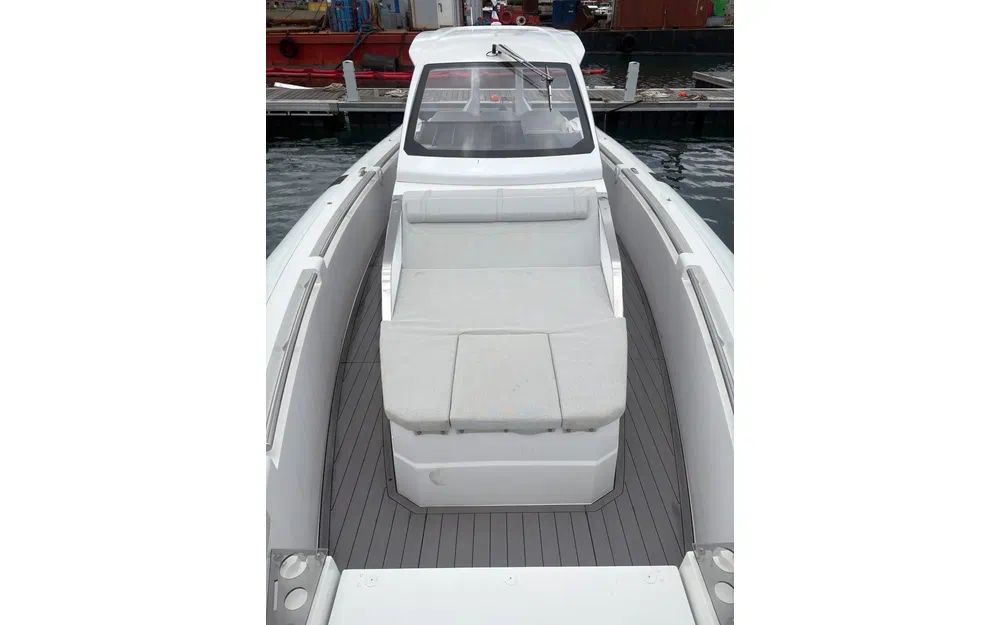 slider 2 Pirelli 42