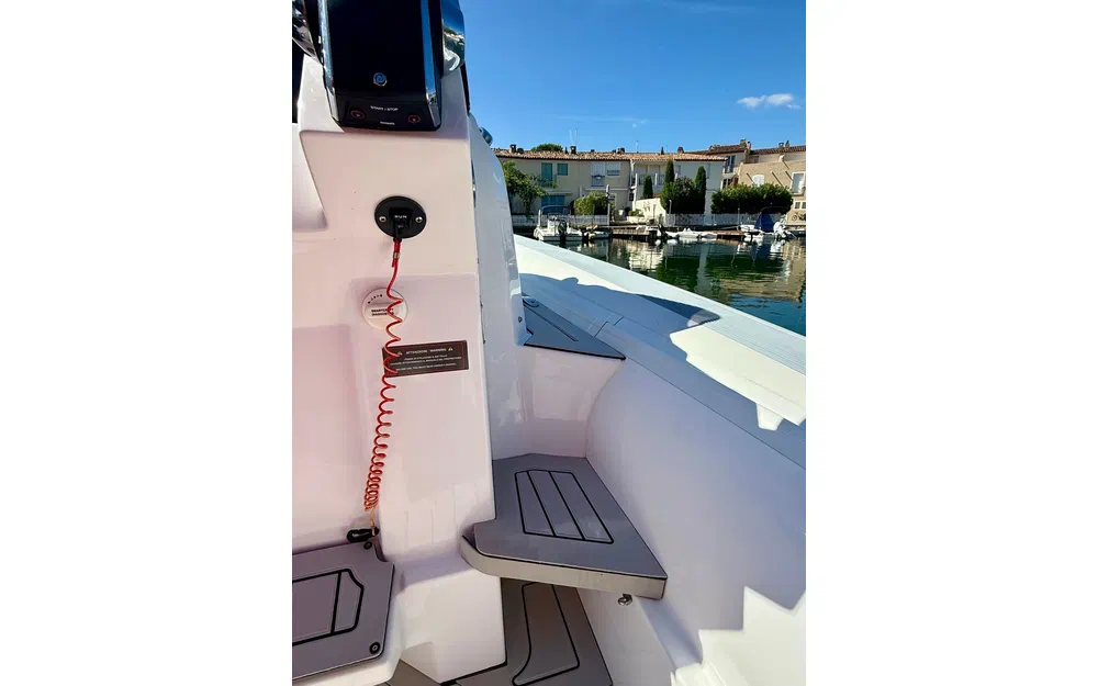 slider 8 MV Marine Mito 31