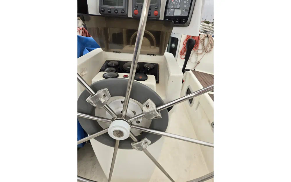 slider 13 Beneteau Oceanis 351