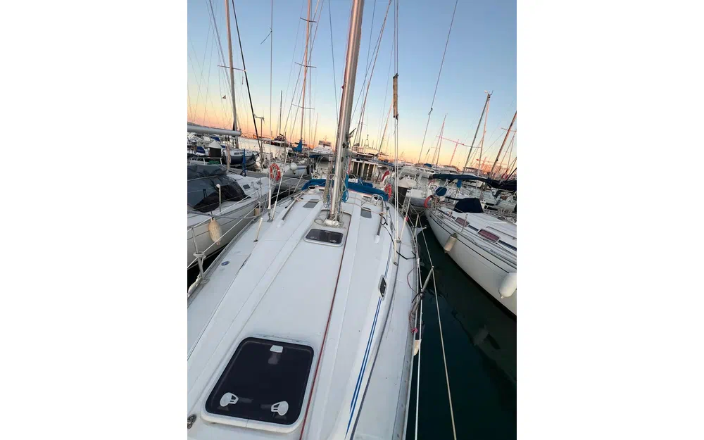slider 2 Beneteau Oceanis 351