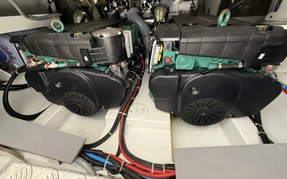 slider 14 Beneteau Gran Turismo 41