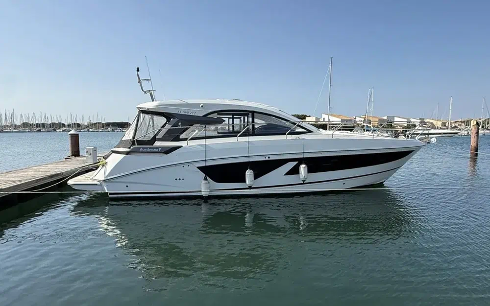 slider 1 Beneteau Gran Turismo 41