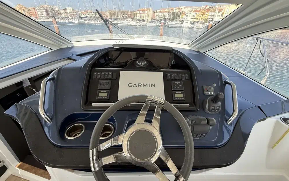 slider 7 Beneteau Gran Turismo 41