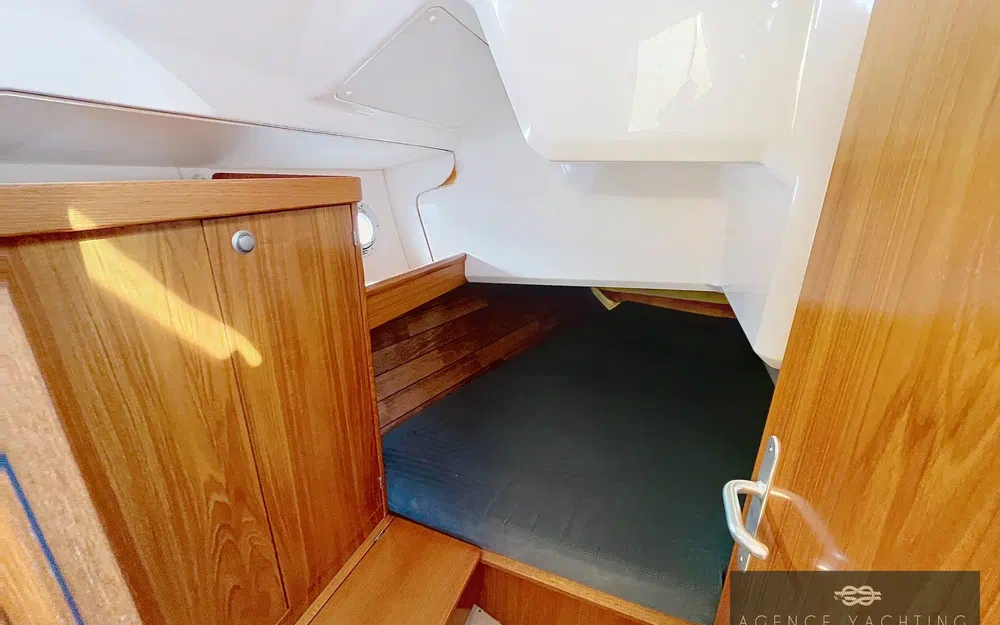 slider 13 Jeanneau Sun Odyssey 33