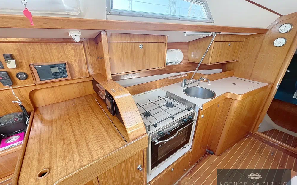 slider 16 Jeanneau Sun Odyssey 33
