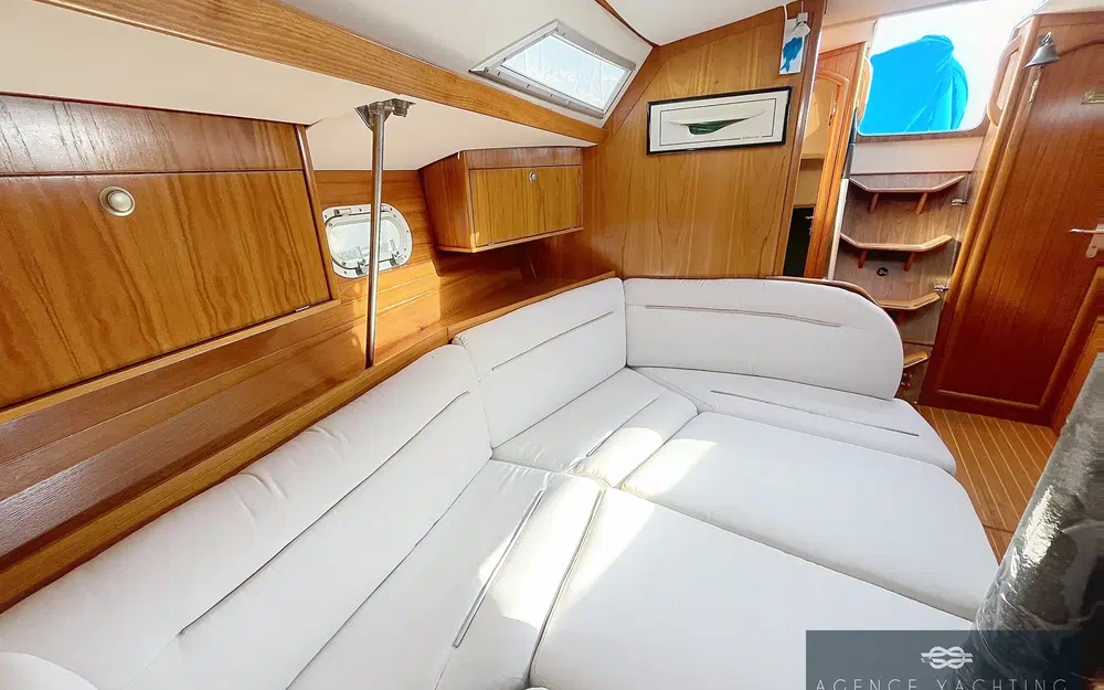 slider 7 Jeanneau Sun Odyssey 33